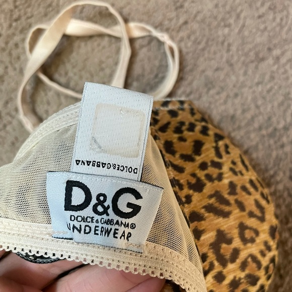 D&G Dolce & Gabbana Signature Leopard Print Bra 34B EUC - Picture 3 of 4